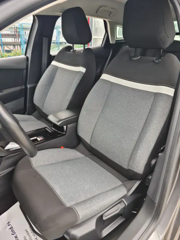 Citroen C4 Feel 2021. godište - Slika 12