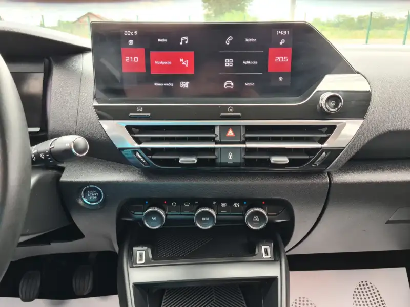 Citroen C4 Feel 2021. godište - Slika 18