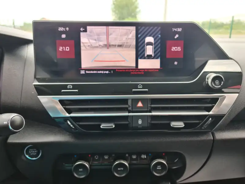 Citroen C4 Feel 2021. godište - Slika 20