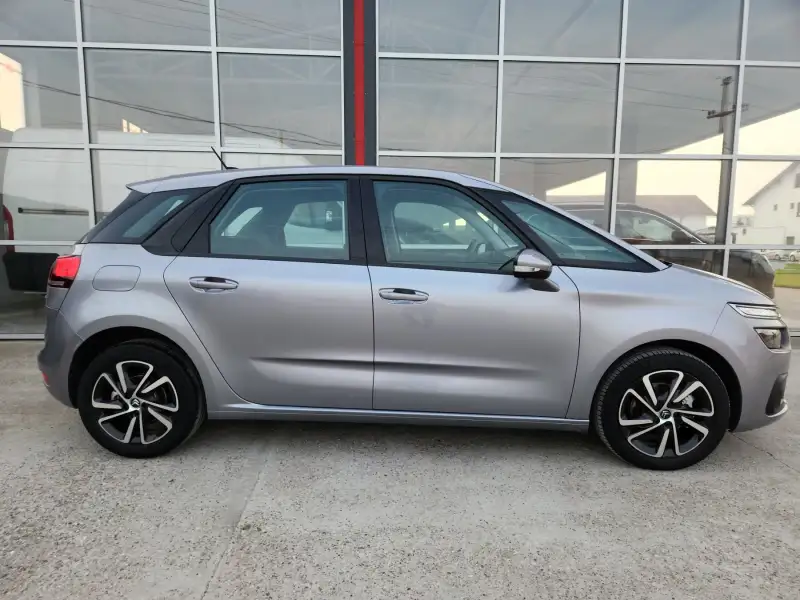 Citroen C4 SpaceTourer 2019. godište - Slika 4