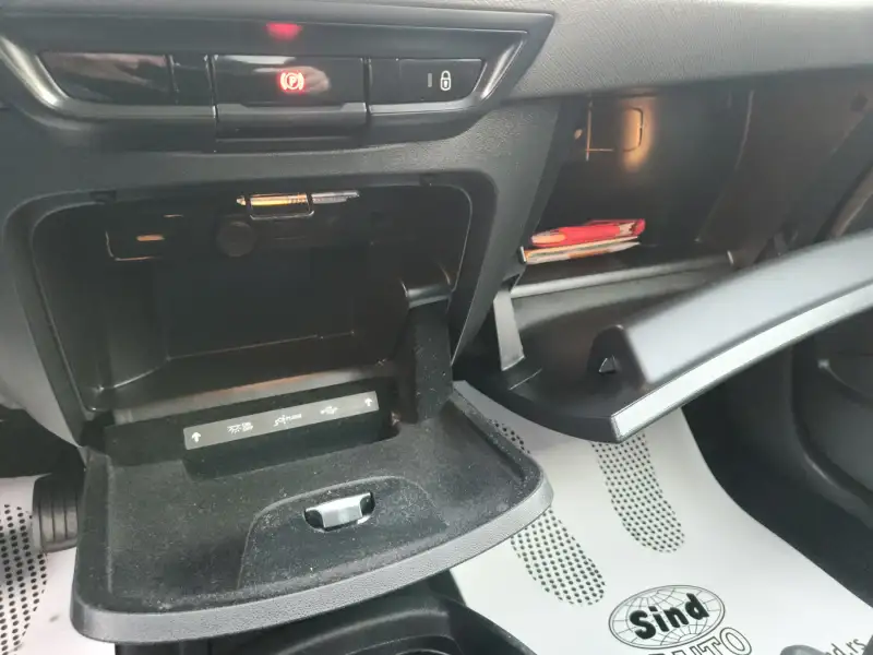 Citroen C4 SpaceTourer 2019. godište - Slika 17