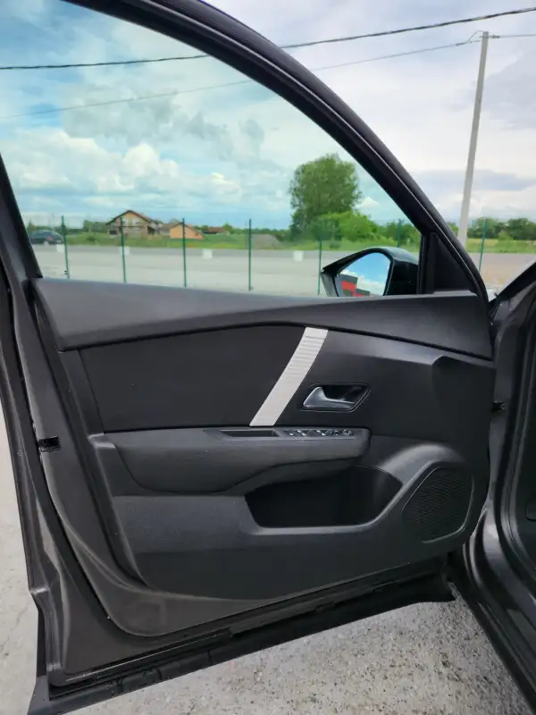 Citroen C4 2021. godište - Slika 9