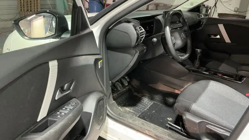 Citroen C4 FEEL Benzin 2022. godište - Slika 2
