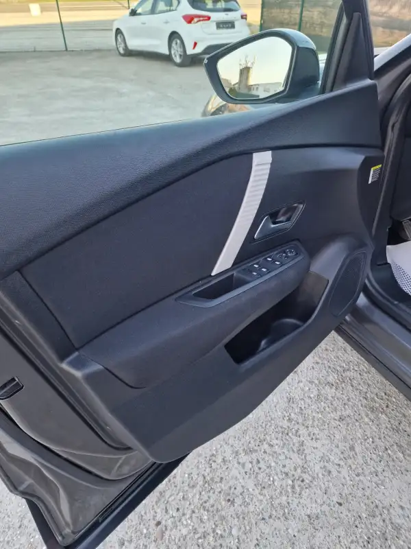 Citroen C4 2022. godište - Slika 10