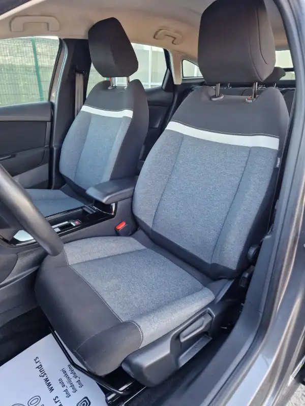 Citroen C4 2022. godište - Slika 12