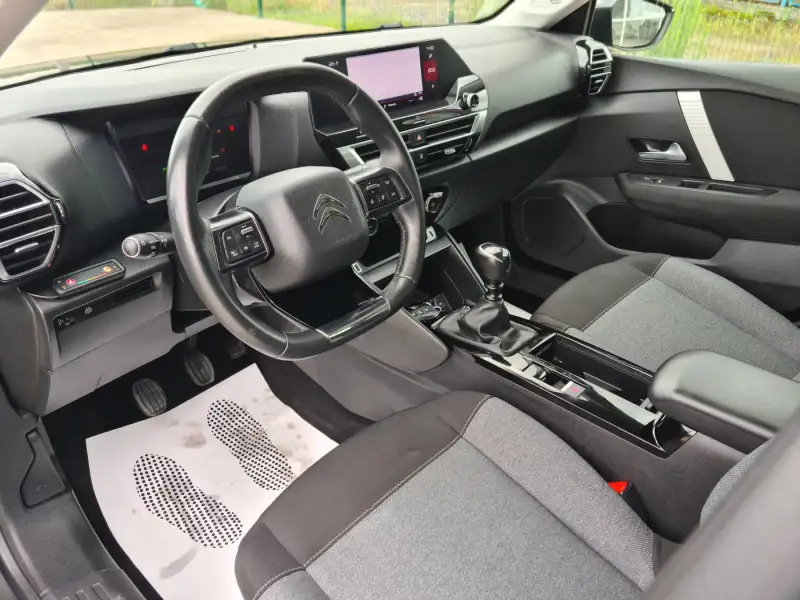 Citroen C4 Feel 2021. godište - Slika 11