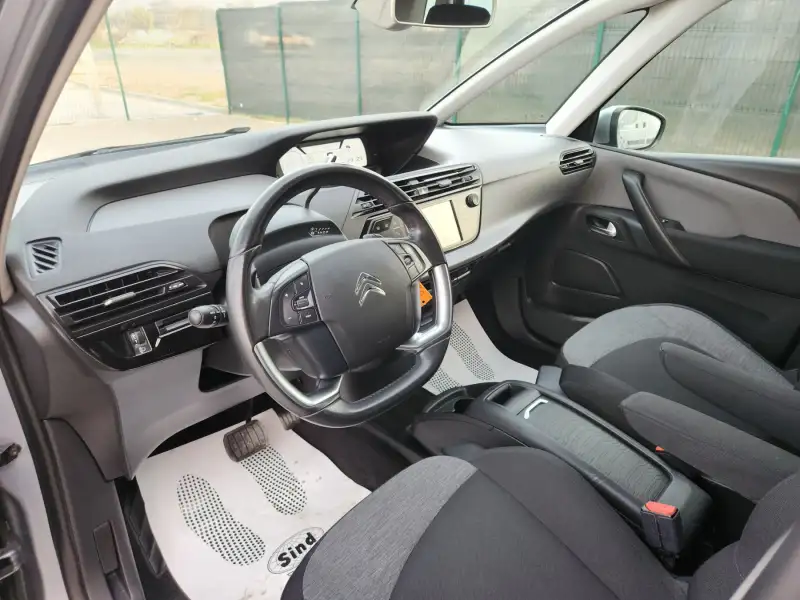 Citroen C4 SpaceTourer 2019. godište - Slika 11