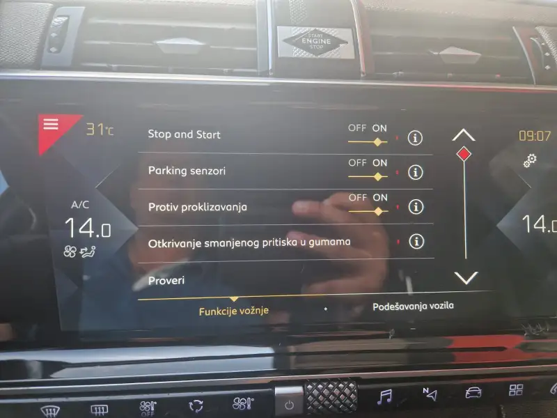 Citroen DS 7 CROSSBACK 2020. godište - Slika 11