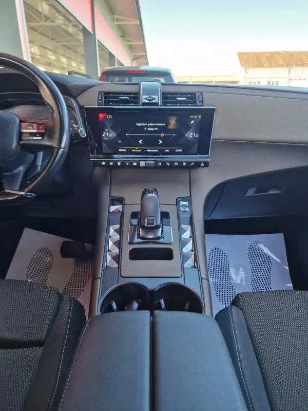 DS 7 CROSSBACK Dizel 2019. godište - Slika 15