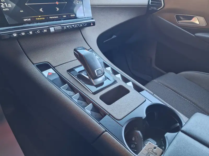 DS 7 CROSSBACK Dizel 2019. godište - Slika 18