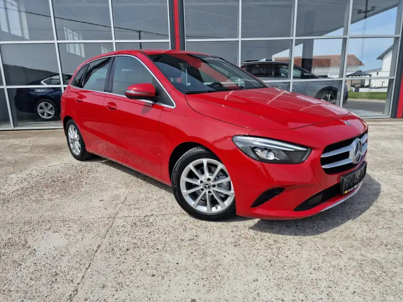 Mercedes B 180 2019. godište - Slika 3