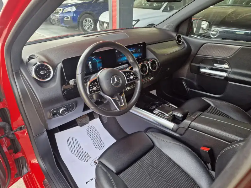 Mercedes B 180 2019. godište - Slika 11