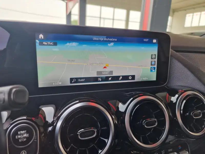 Mercedes B 180 2019. godište - Slika 23
