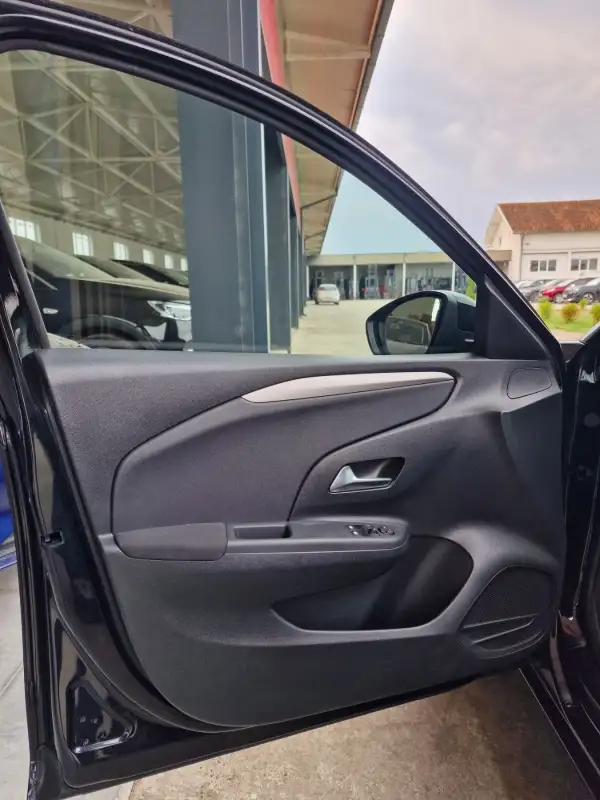 Opel Corsa F Benzin 2021. godište - Slika 9