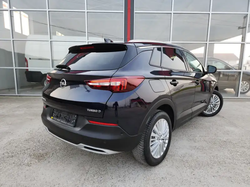 Opel Grandland X INNOVATION 2019. godište - Slika 5