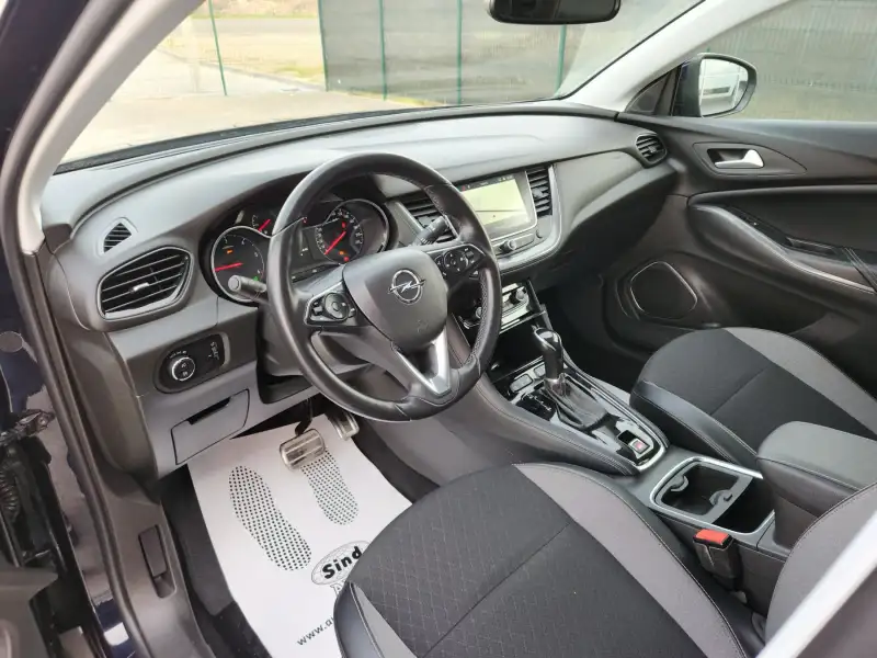Opel Grandland X INNOVATION 2019. godište - Slika 11