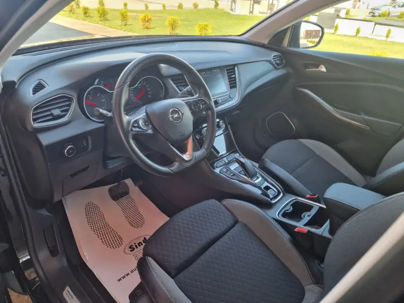 Opel Grandland X AWD 300 ELITE Hibrid / Benzin 2020. godište - Slika 11