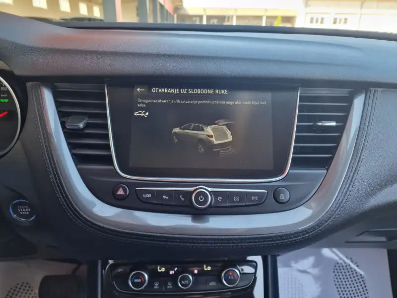 Opel Grandland X AWD 300 ELITE Hibrid / Benzin 2020. godište - Slika 28