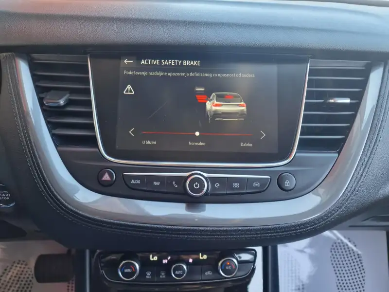 Opel Grandland X AWD 300 ELITE Hibrid / Benzin 2020. godište - Slika 30