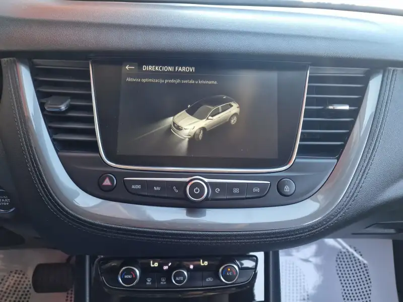 Opel Grandland X AWD 300 ELITE Hibrid / Benzin 2020. godište - Slika 33