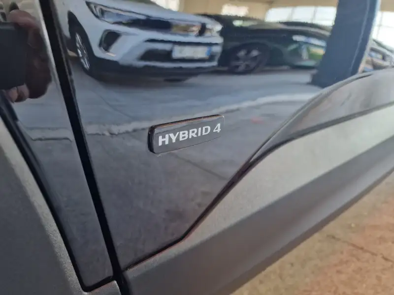 Opel Grandland X AWD 300 ELITE Hibrid / Benzin 2020. godište - Slika 39