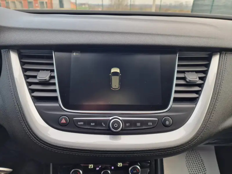 Opel Grandland X ECOTEC 2020. godište - Slika 21