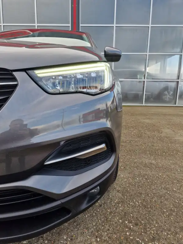 Opel Grandland X ECOTEC 2020. godište - Slika 24