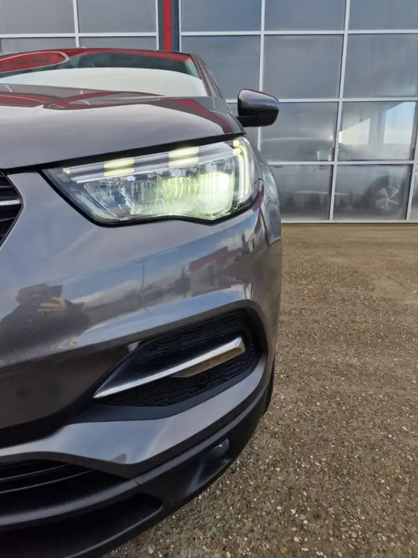 Opel Grandland X ECOTEC 2020. godište - Slika 25