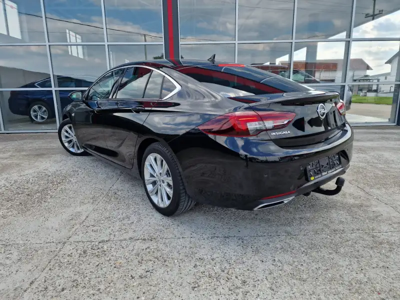Opel Insignia Grand Sport 2021. godište - Slika 7
