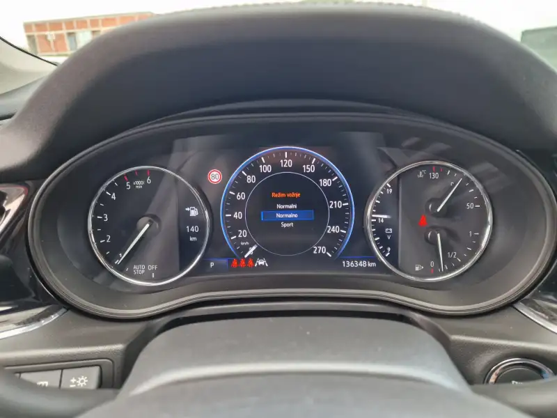 Opel Insignia Grand Sport 2021. godište - Slika 26