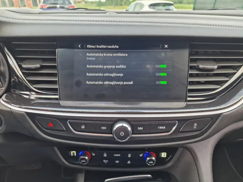 Opel Insignia Grand Sport 2021. godište - Slika 33