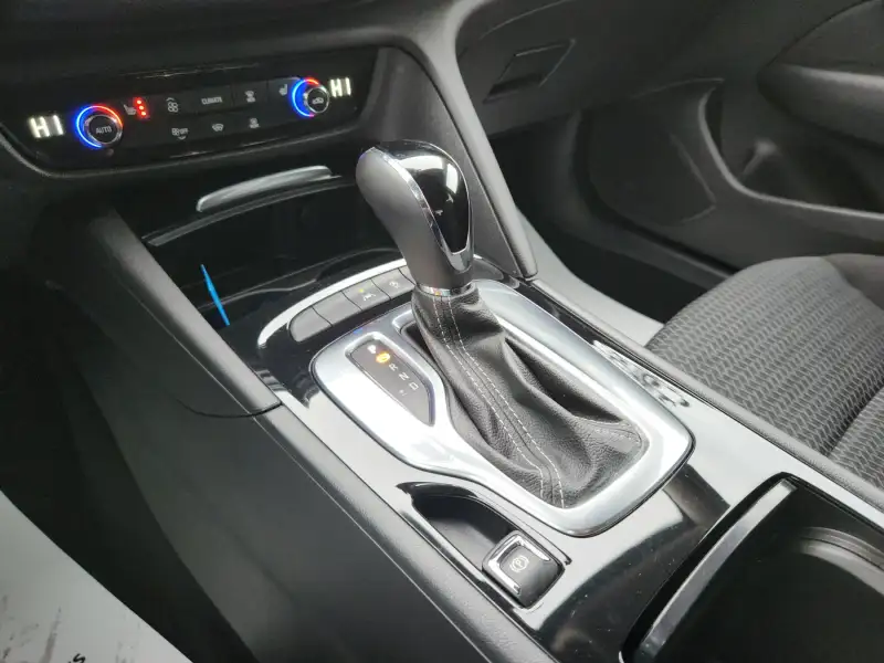 Opel Insignia Grand Sport 2022. godište - Slika 20