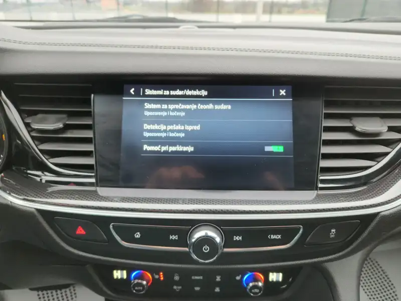 Opel Insignia Grand Sport 2022. godište - Slika 25