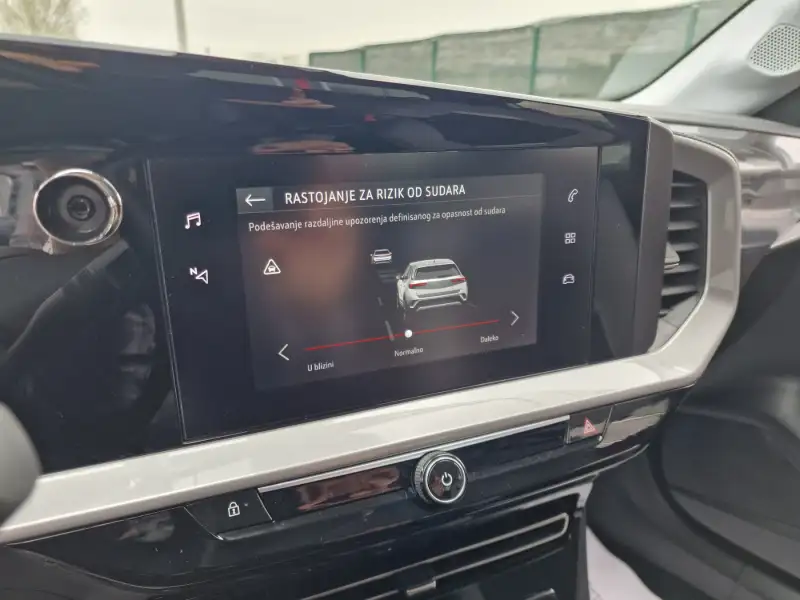 Opel Mokka Elegance 2022. godište - Slika 24