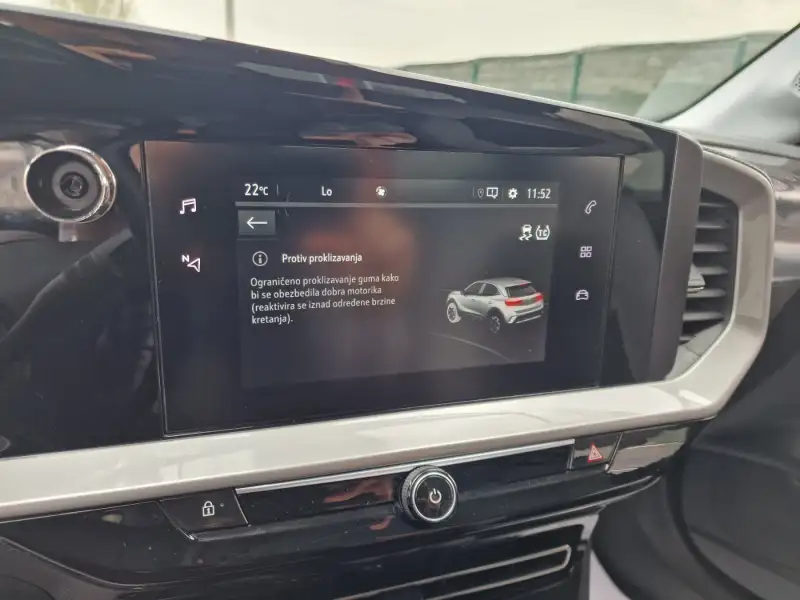 Opel Mokka Elegance 2022. godište - Slika 21