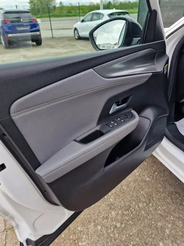 Opel Mokka Elegance 2022. godište - Slika 10