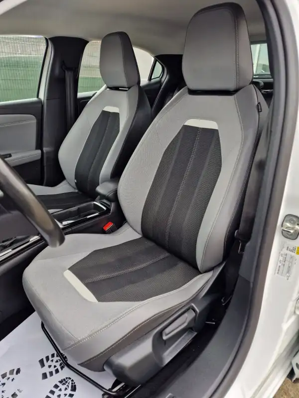 Opel Mokka Elegance 2022. godište - Slika 12