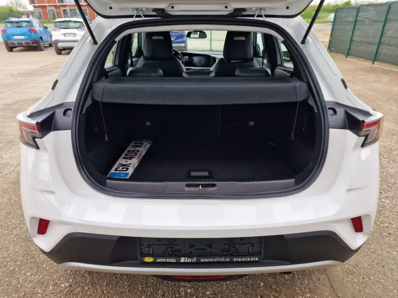Opel Mokka Elegance 2022. godište - Slika 31