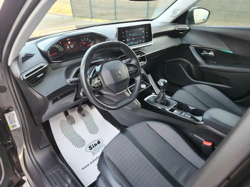 Peugeot 2008 ALLURE 2021. godište - Slika 11