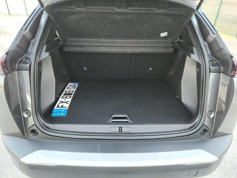 Peugeot 2008 ALLURE 2021. godište - Slika 28