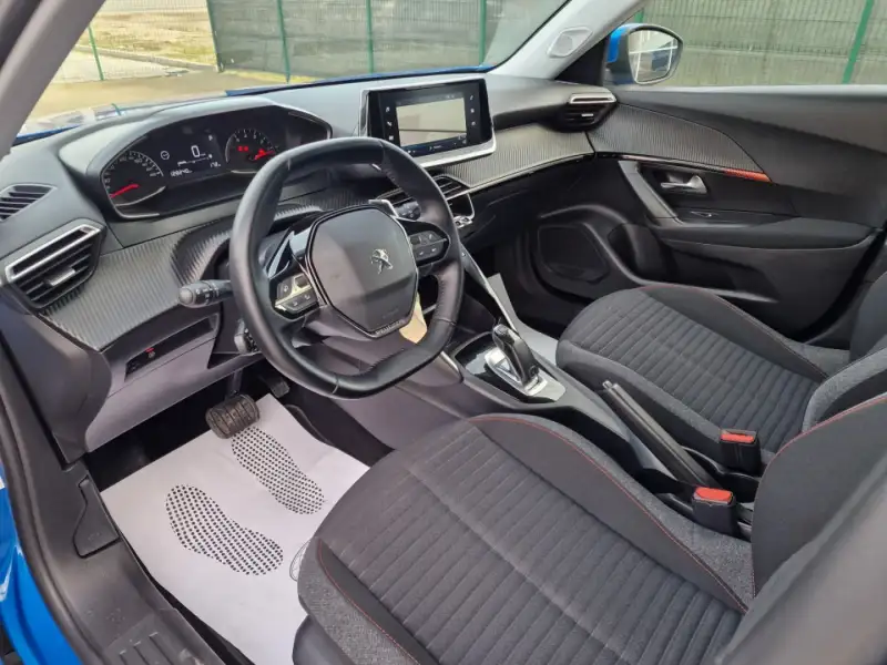 Peugeot 2008 2021. godište - Slika 9