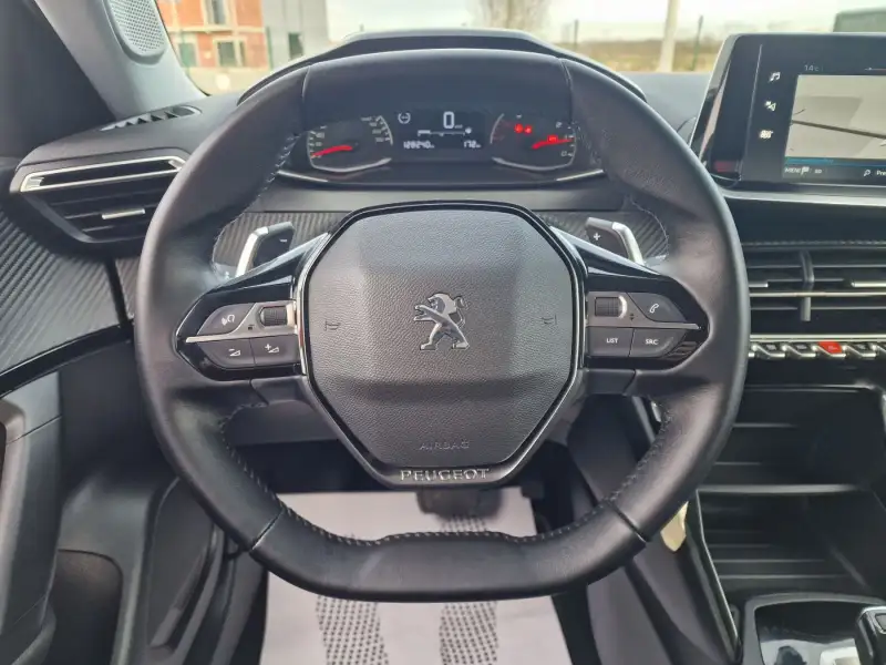 Peugeot 2008 2021. godište - Slika 11
