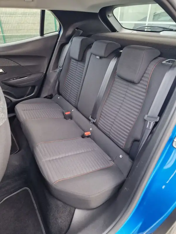 Peugeot 2008 2021. godište - Slika 26