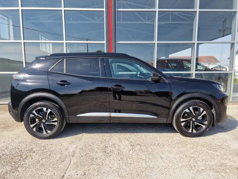 Peugeot 2008 ALLURE Benzin 2020. godište - Slika 4