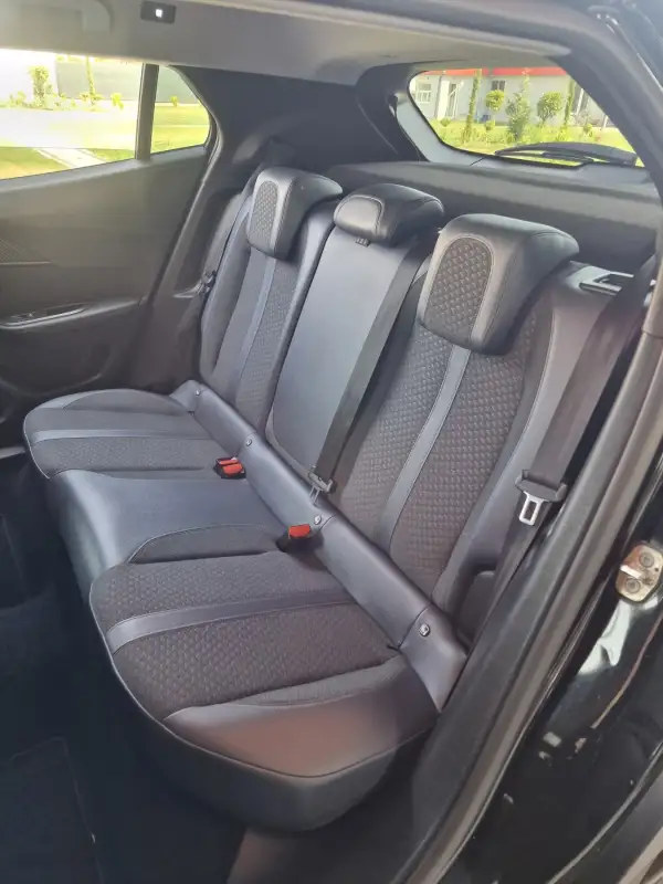 Peugeot 2008 ALLURE Benzin 2020. godište - Slika 13