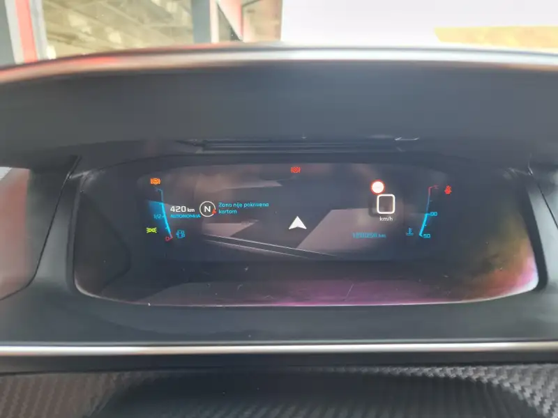 Peugeot 2008 ALLURE Benzin 2020. godište - Slika 18