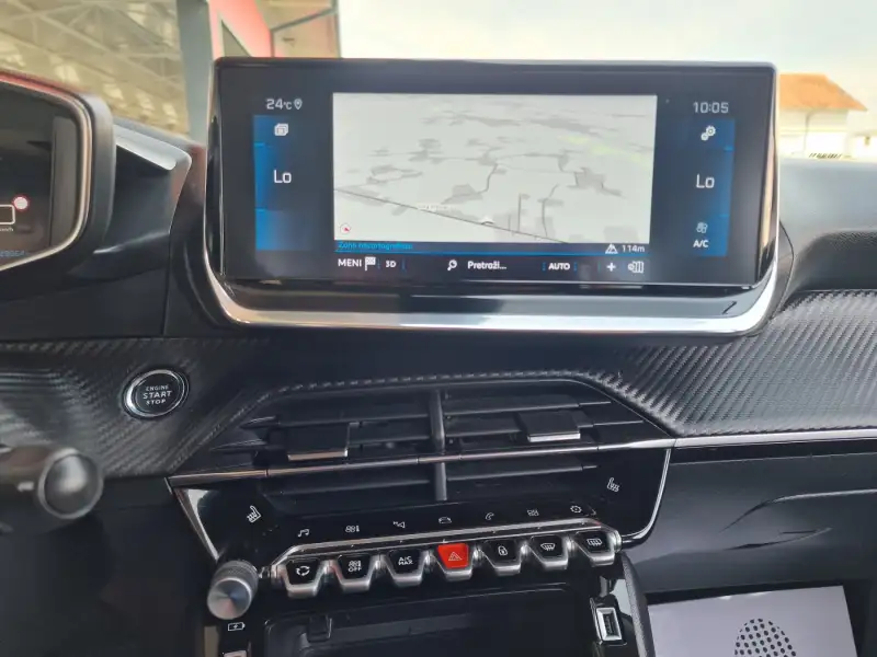 Peugeot 2008 ALLURE Benzin 2020. godište - Slika 21