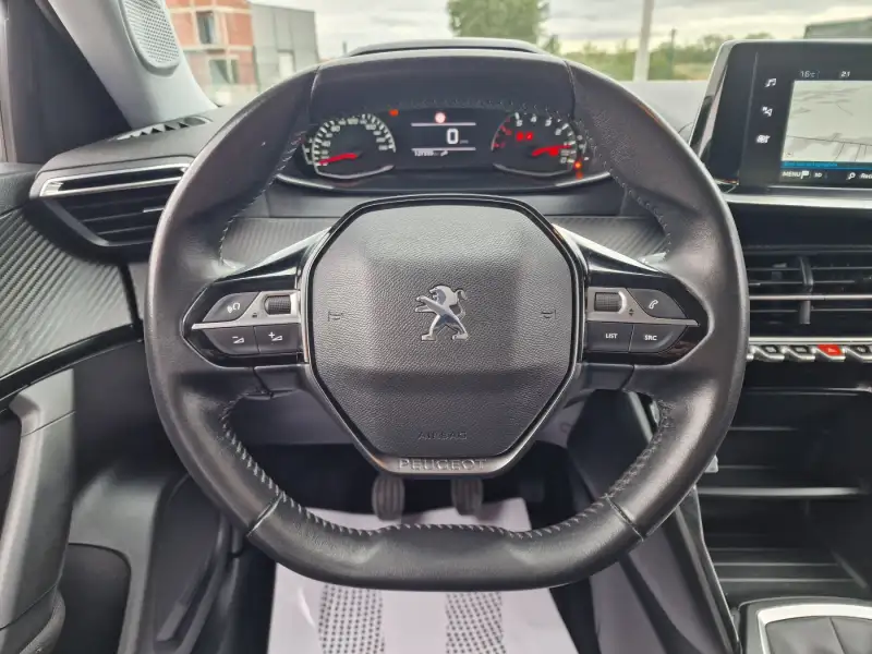 Peugeot 2008 Dizel 2021. godište - Slika 15