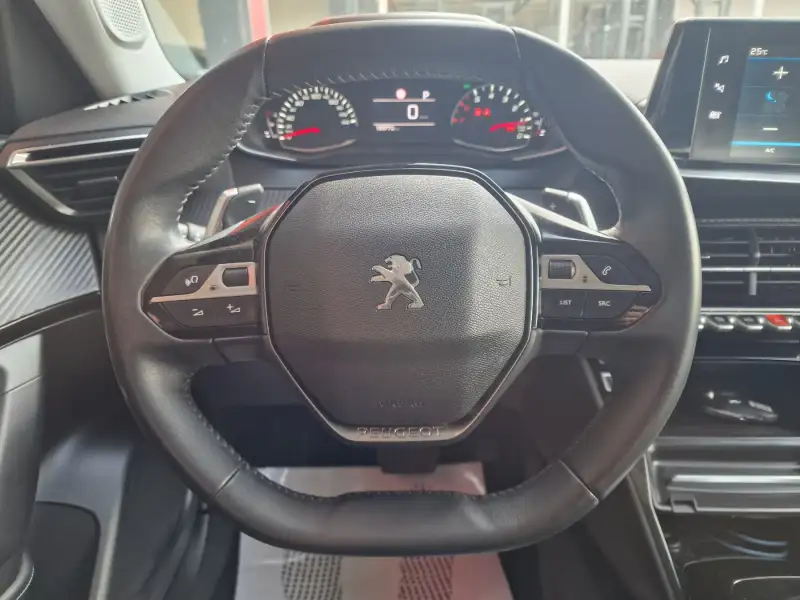 Peugeot 2008 ALLURE Dizel 2021. godište - Slika 28