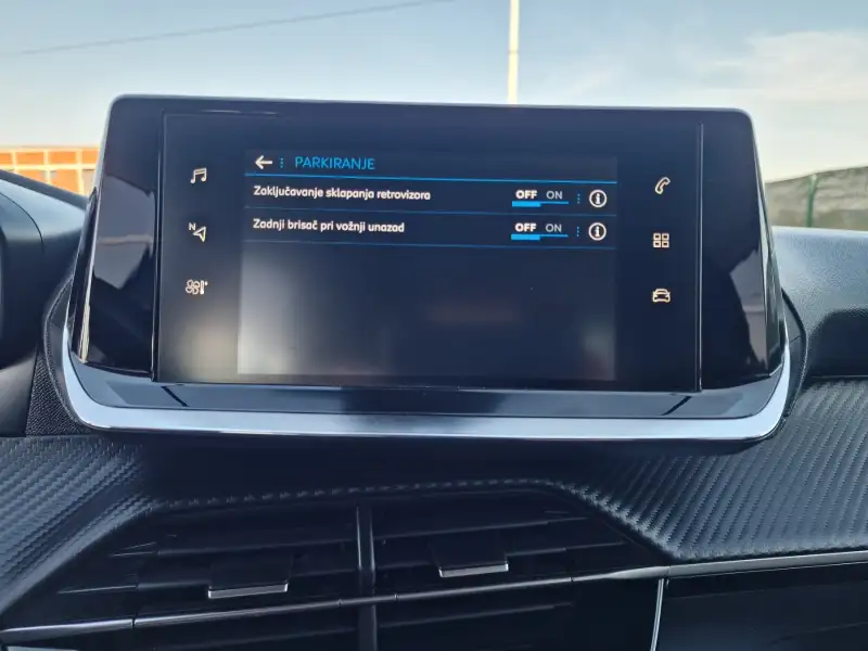 Peugeot 2008 Dizel 2021. godište - Slika 22